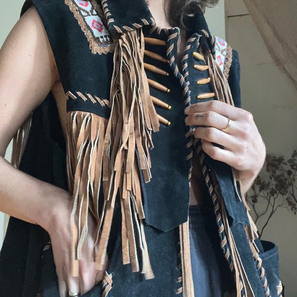 Leather Fringe Southwestern Vest Unisex XL - Picture 6 of 7